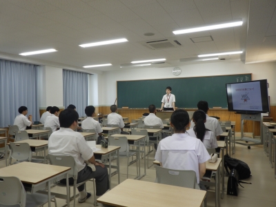 画像の代替テキストを入力ください。