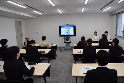 画像の代替テキストを入力ください。