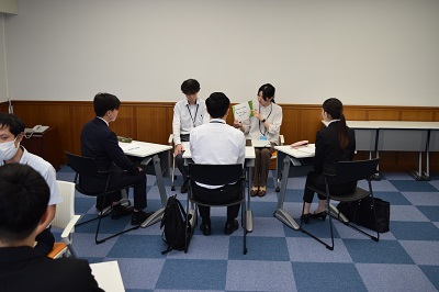 画像の代替テキストを入力ください。