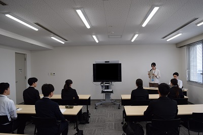 画像の代替テキストを入力ください。