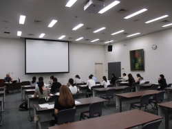 画像の代替テキストを入力ください。