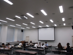 画像の代替テキストを入力ください。