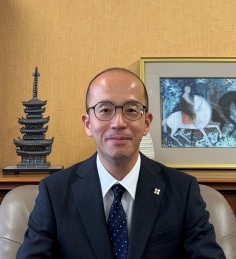 画像の代替テキストを入力ください。