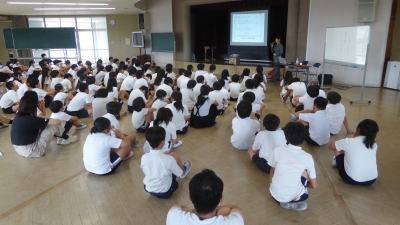 画像の代替テキストを入力ください。