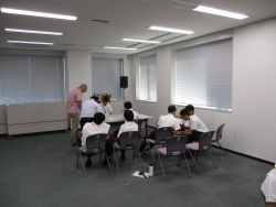 画像の代替テキストを入力ください。