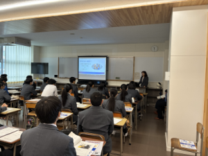 画像の代替テキストを入力ください。