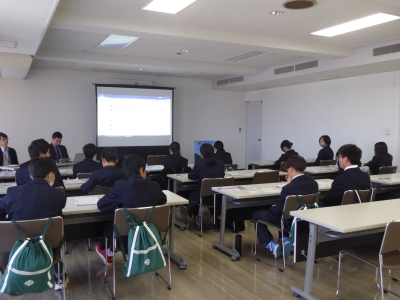 画像の代替テキストを入力ください。