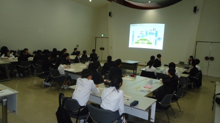 画像の代替テキストを入力ください。