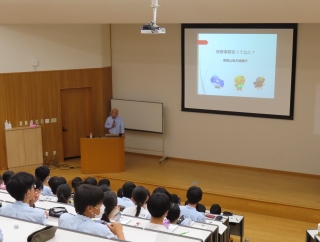 画像の代替テキストを入力ください。